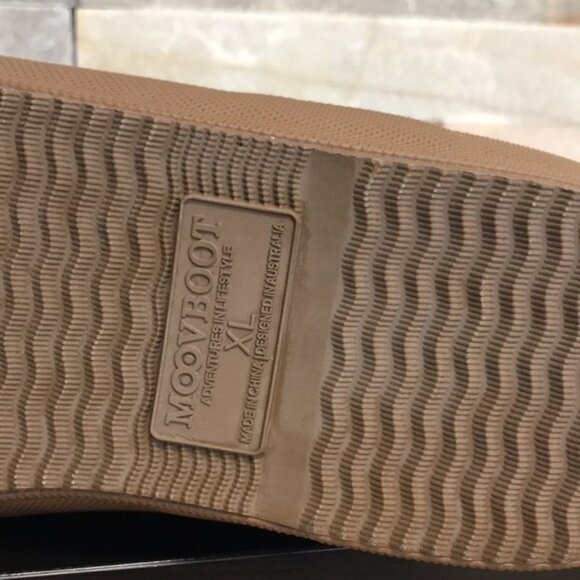 MoovBoot Vintage Orient Mid Calf Winter Boots - Picture 5 of 5